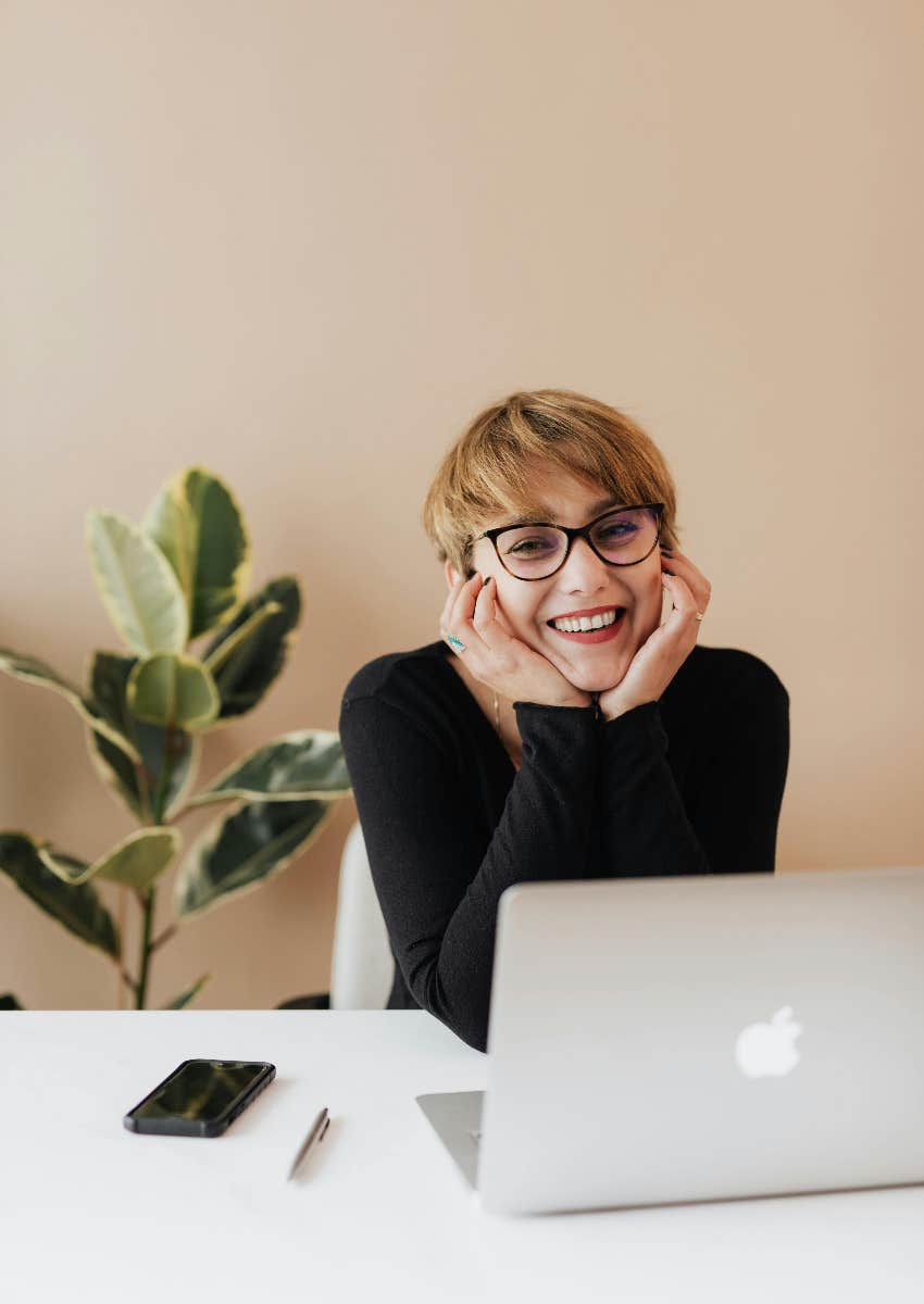 employee who is happy because she has flexible hours