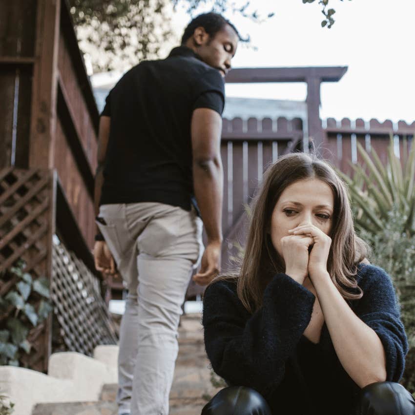 man who embarrasses the woman he is dating