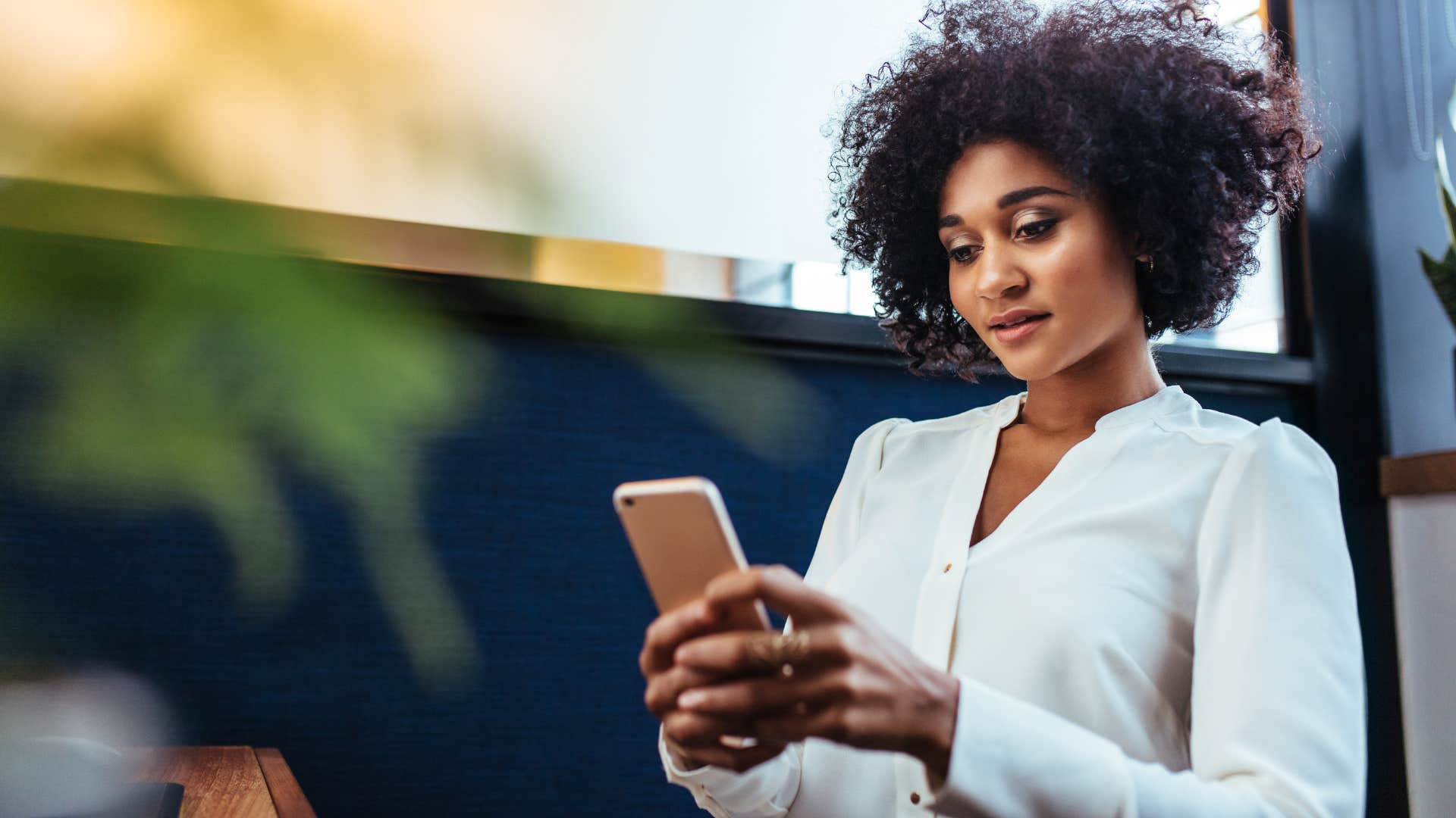 people who never post their personal life online usually share these sneaky habits they avoid online drama but watch from a distance