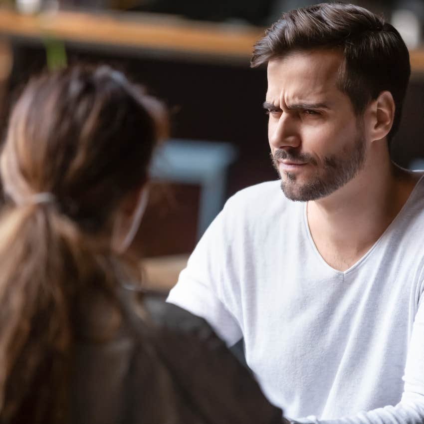 man telling a white lie in the relationship